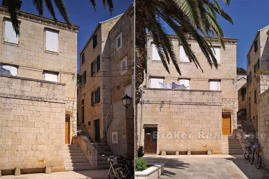 Beautiful stone house at first row to the sea