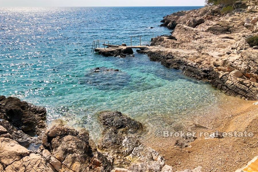 Прекрасный дом в лучшем месте рядом с Примоштеном