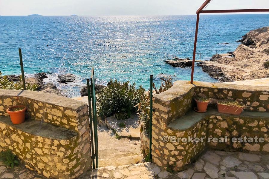 Прекрасный дом в лучшем месте рядом с Примоштеном