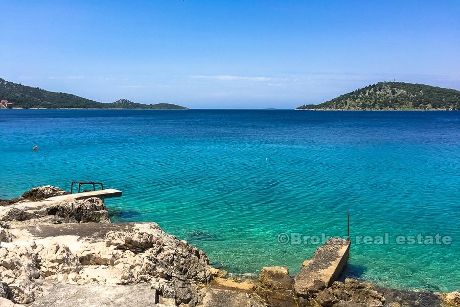 Attractive, new built, modern villa