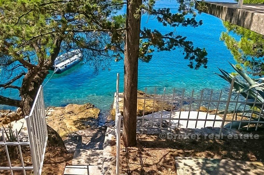 Beautiful stone house in an exceptional location