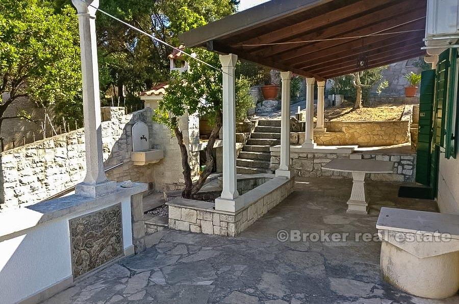 Beautiful stone house in an exceptional location