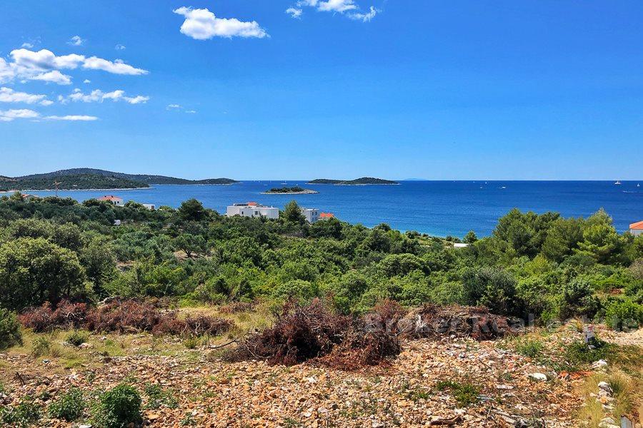 Stavební pozemek s výhledem na moře na prodej