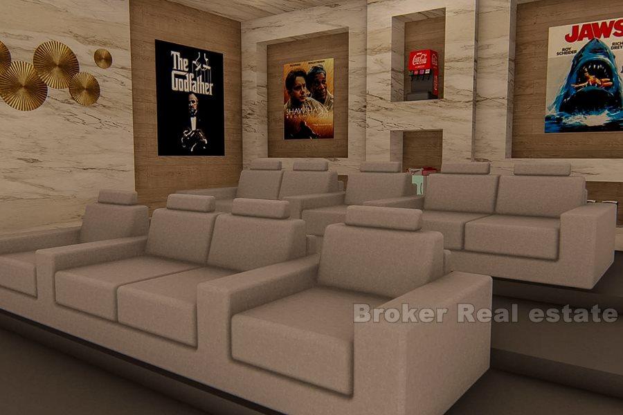 Lyxvilla i första raden till havet