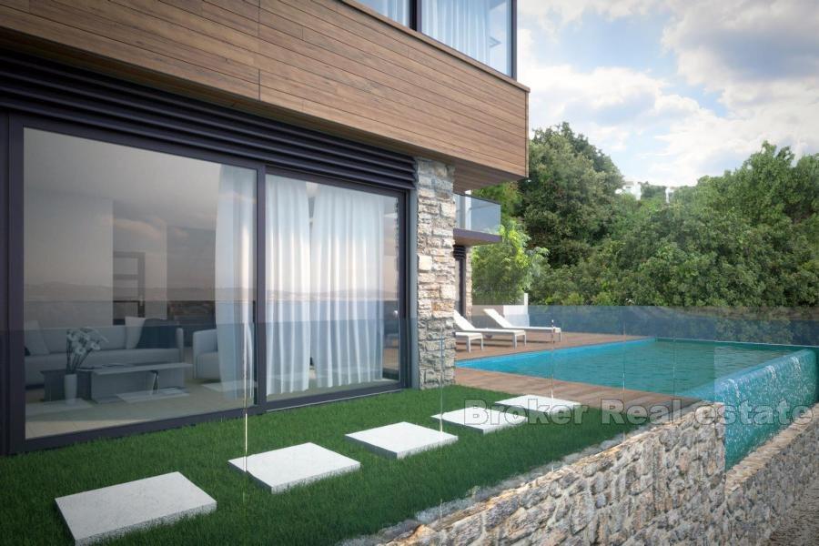 Moderne villa første rad til sjøen, til salgs