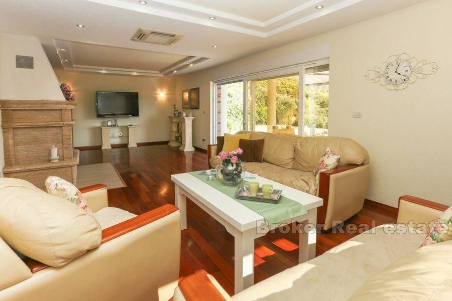 Family villa with swimming pool