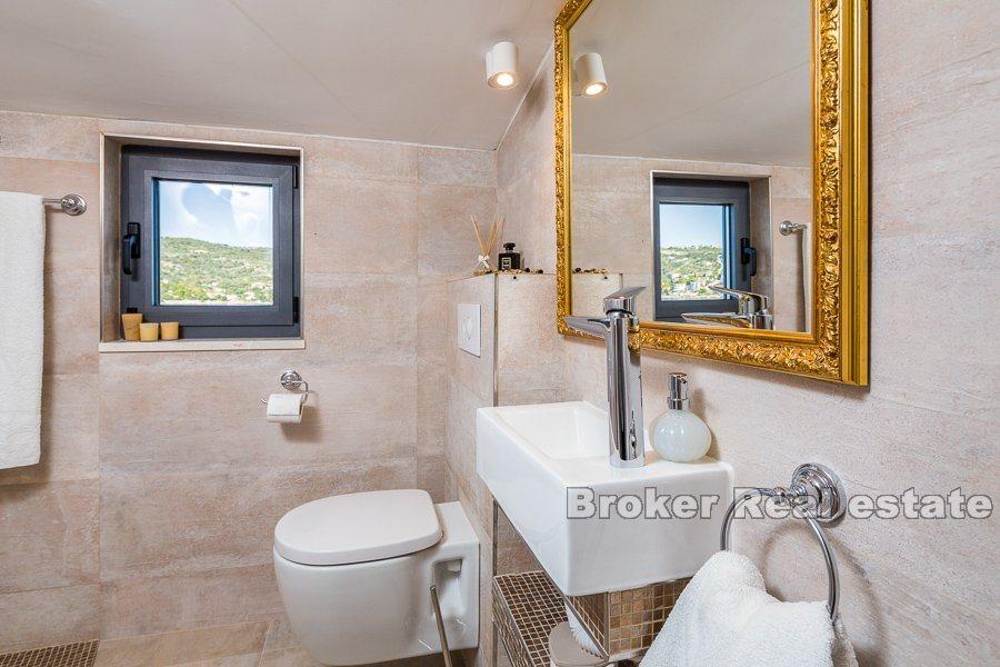 Исключительная недвижимость с двумя виллами