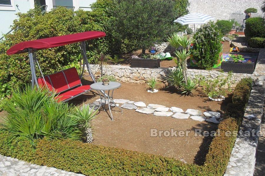 Прекрасный дом, всего в 30 метрах от моря