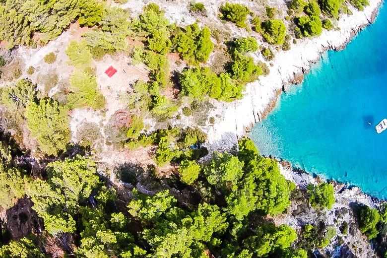 Terrain à bâtir, au front de mer, côté sud de l'île