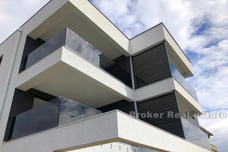 Apartments mit zwei Schlafzimmern und Meerblick