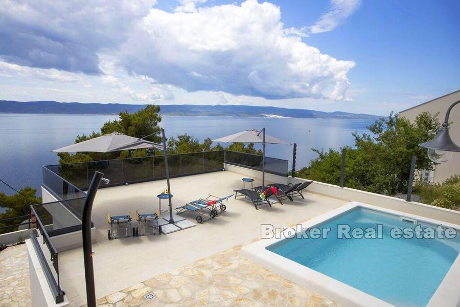 Villa moderne avec piscine et vue mer panoramique