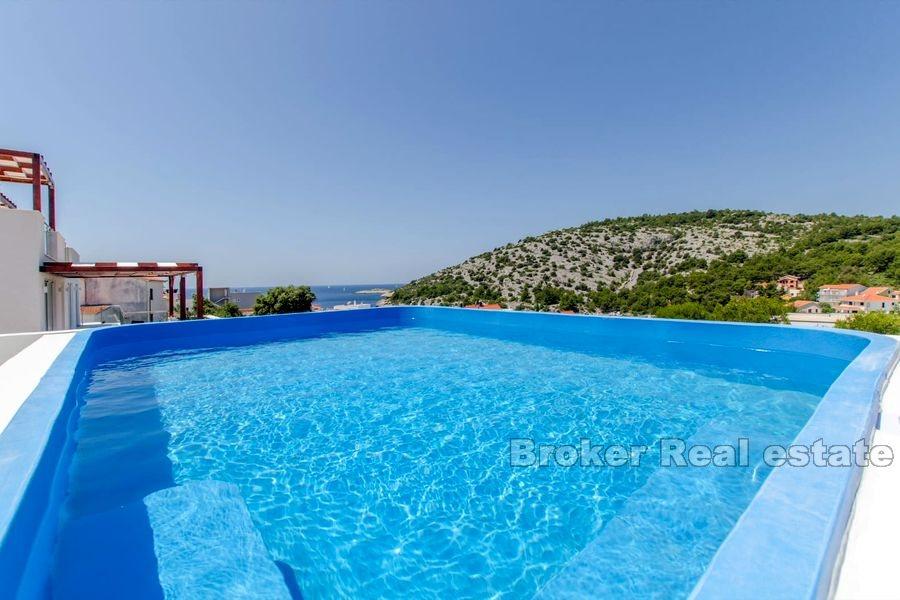 Newly built smaller house with pool