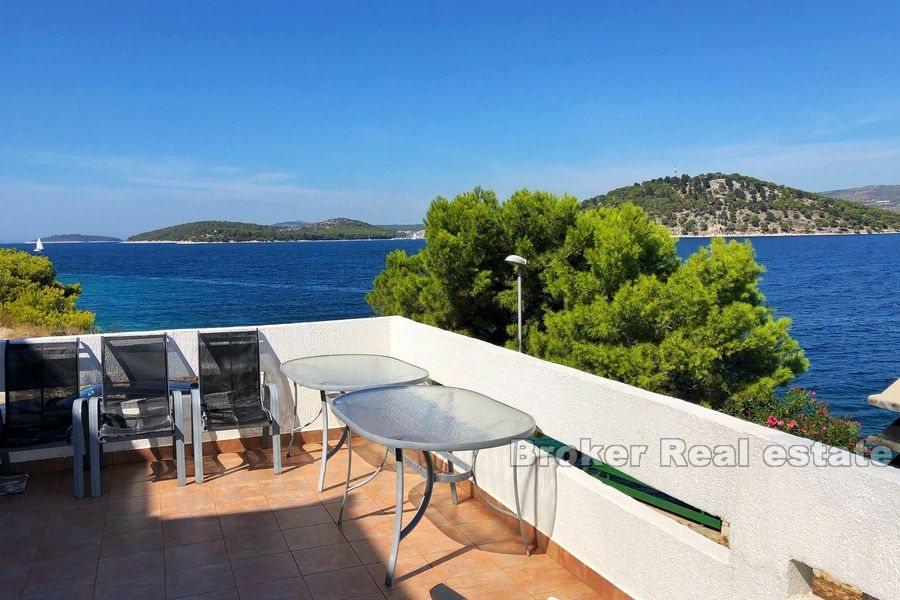 Apartment house, first row to the sea