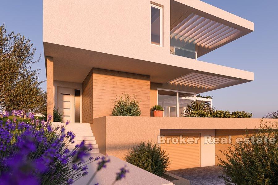 Villa on three floors with sea view, under construction