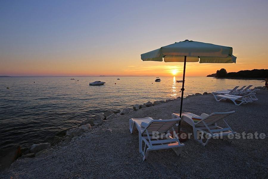 Lägenhet nära Zadar, första raden till havet