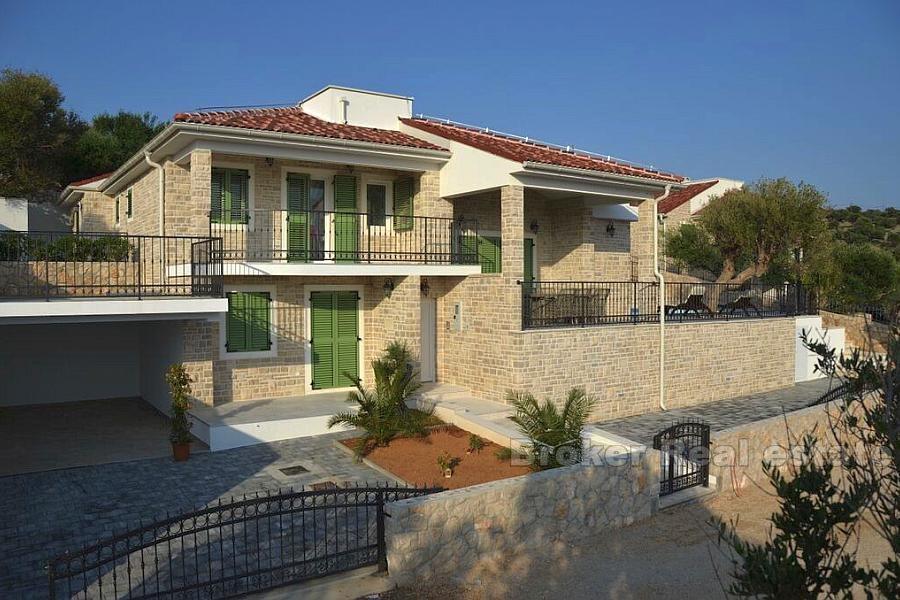 Villa med pool