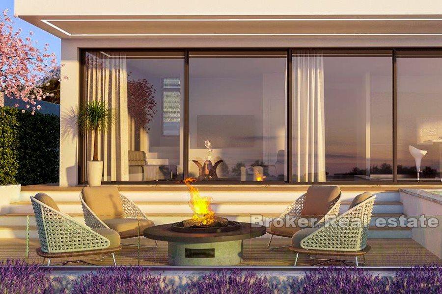 Villa with pool under construction