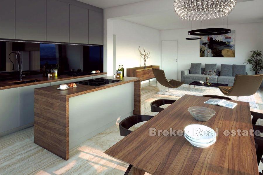 Пентхаус с тремя спальнями, первый ряд от моря