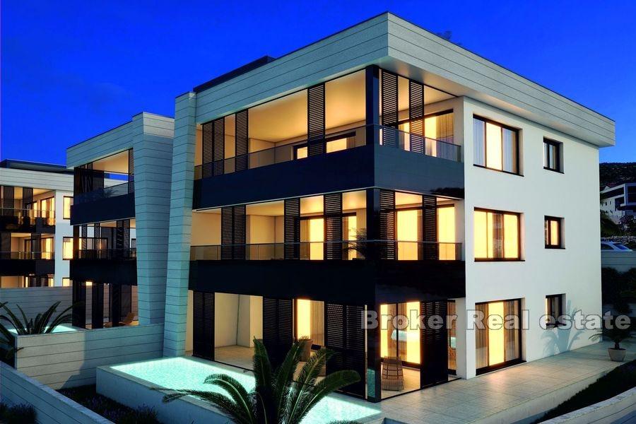 Пентхаус с тремя спальнями, первый ряд от моря