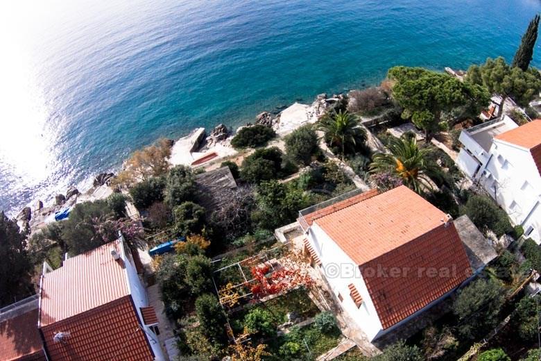 House, first row to the sea, island of Ciovo