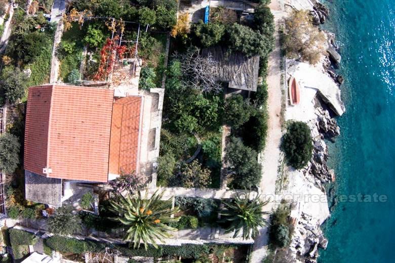 House, first row to the sea, island of Ciovo