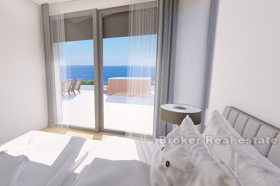 Luksusowy penthouse, pierwszy rząd do morza