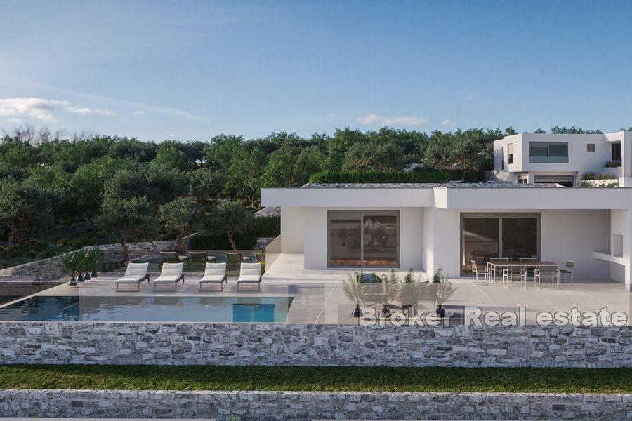 Villa med pool och havsutsikt