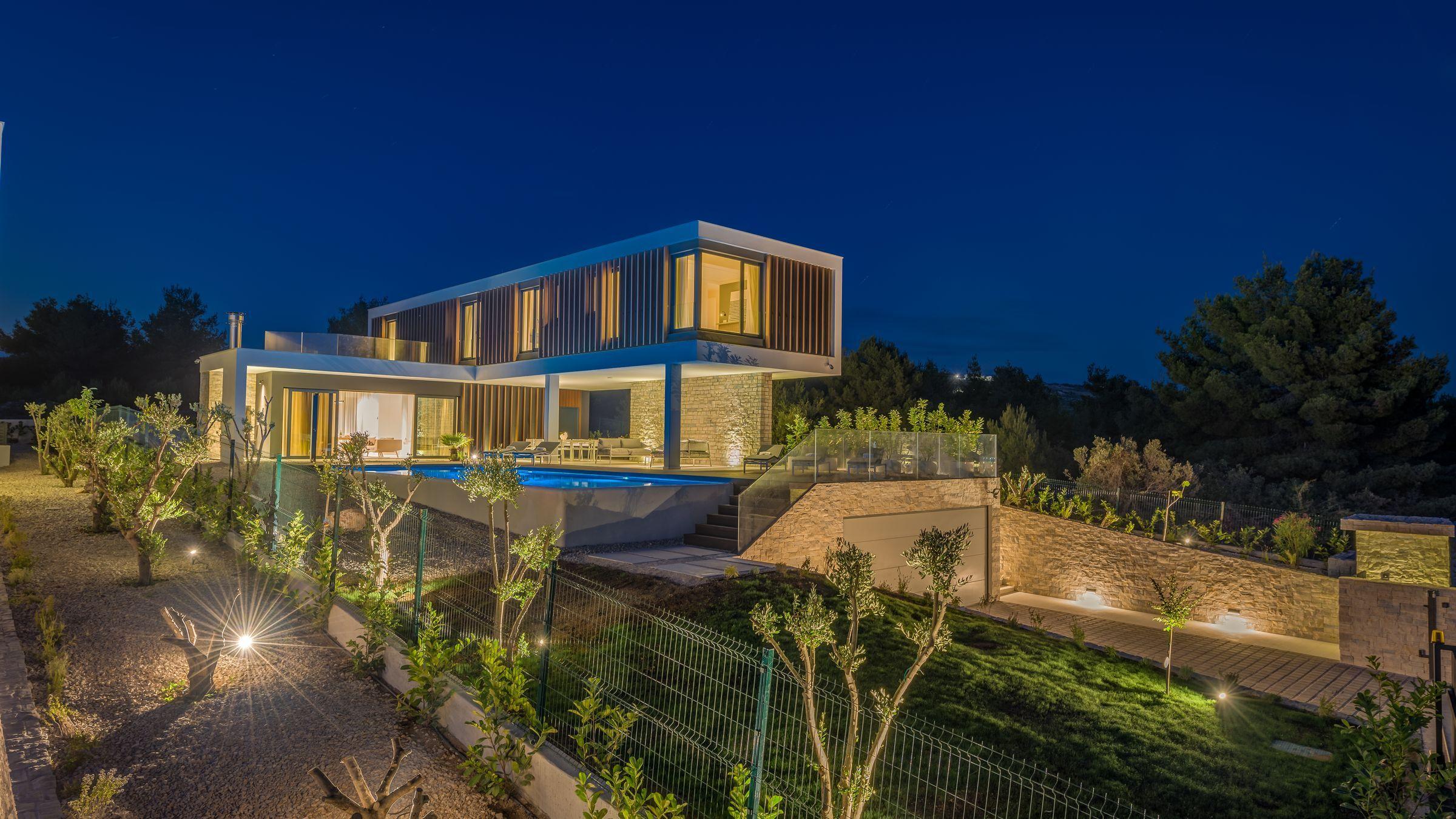 01-2022-319-Primosten-villa-with-pool-and-sea-view-for-sale