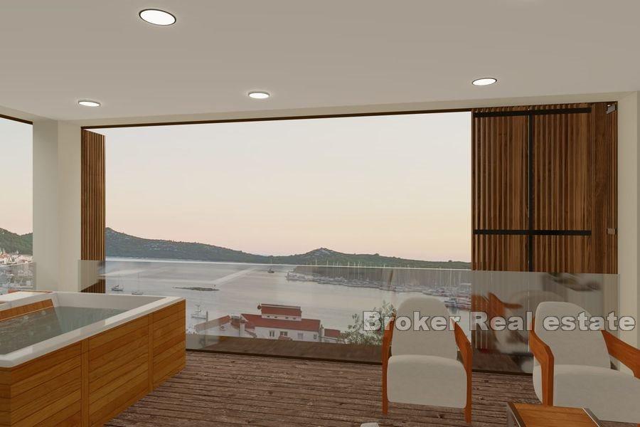 Luksusowy penthouse z widokiem na morze