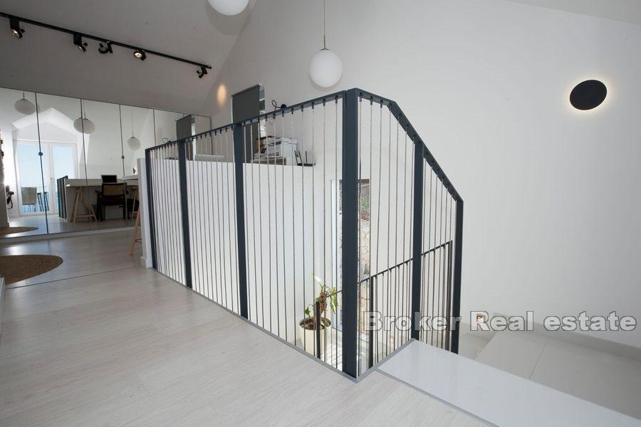 Einzigartiges Anwesen mit Pool und Meerblick