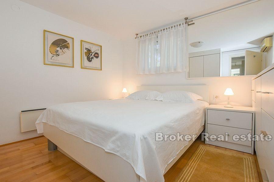 Immeuble au premier rang de la mer