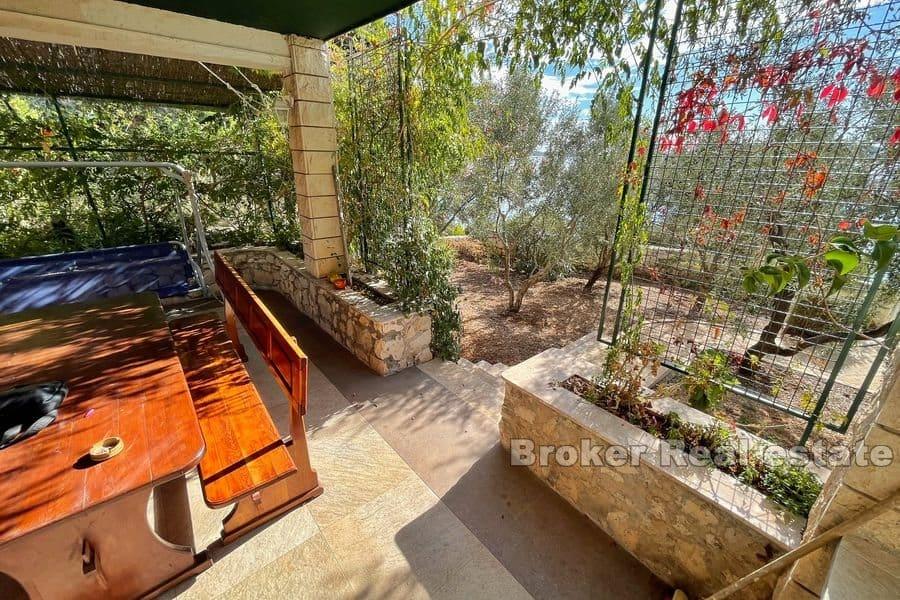 Casa bifamiliare in prima fila al mare