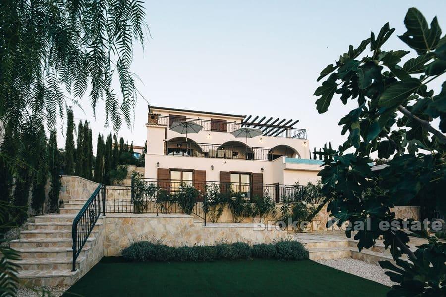 Luxury villa with pool