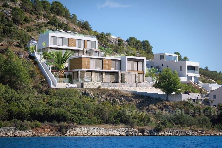 Two luxury villas with swimming pool