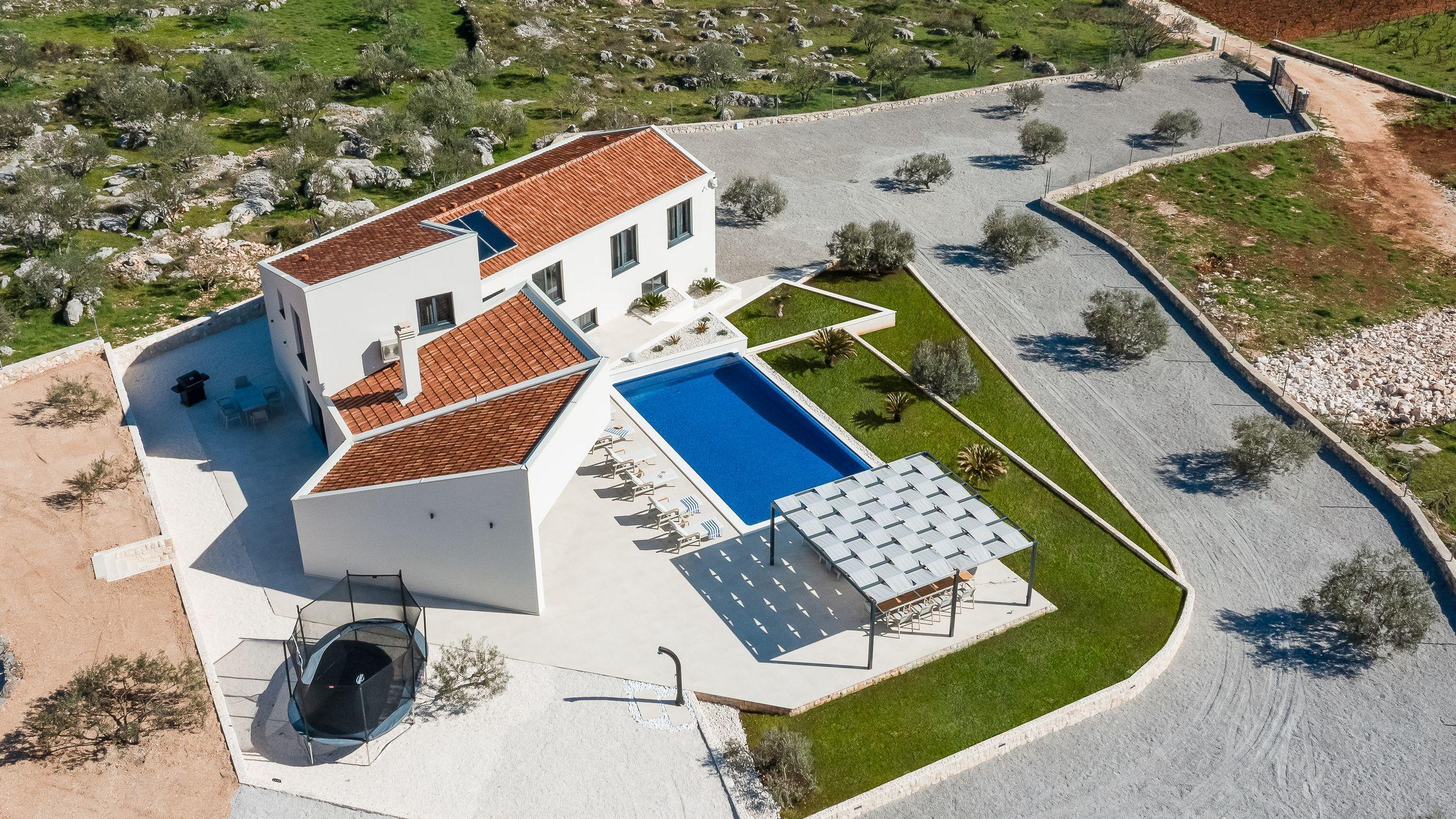 Luksus villa med basseng