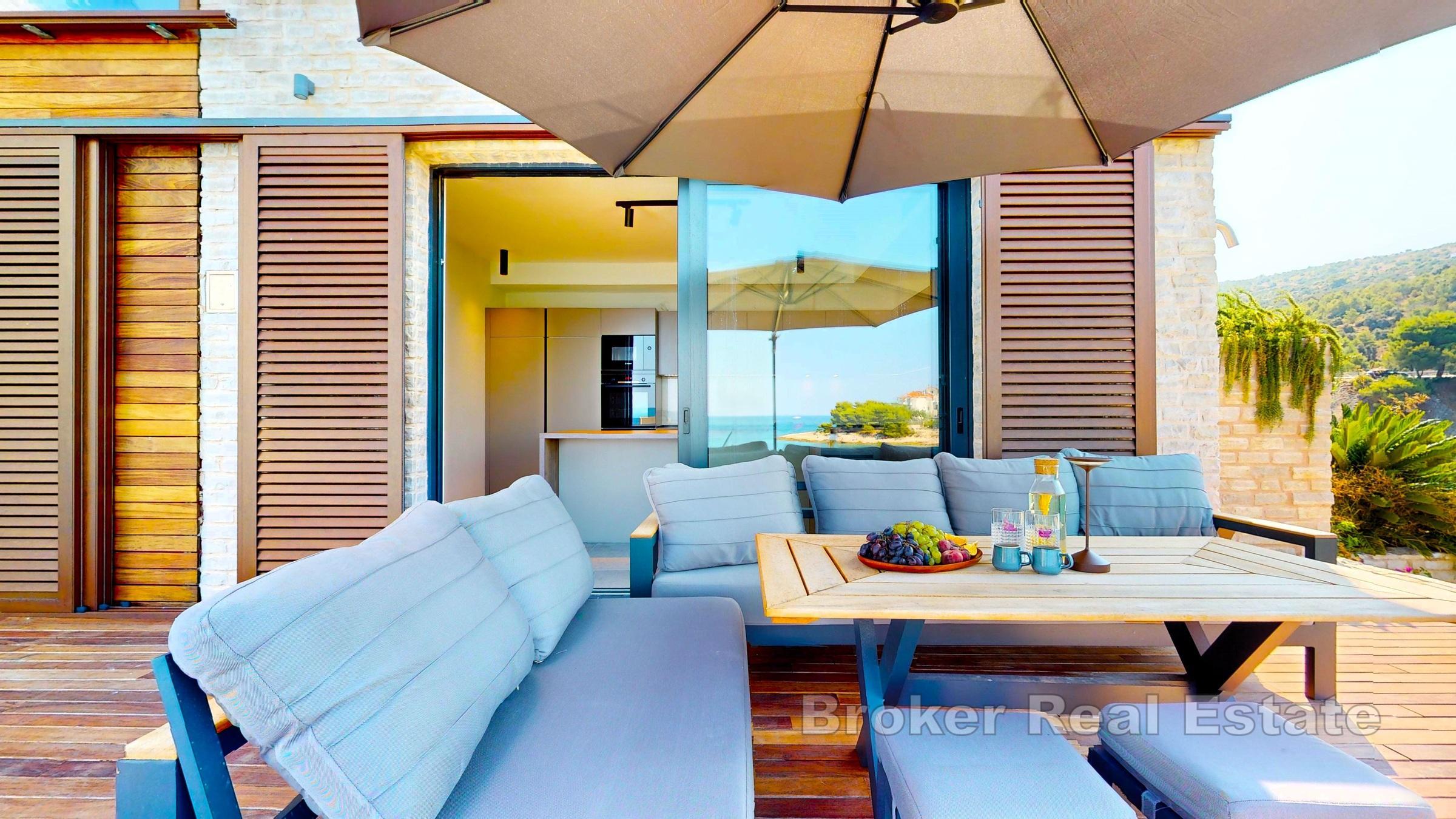 Exklusive Villa in erster Reihe zum Meer