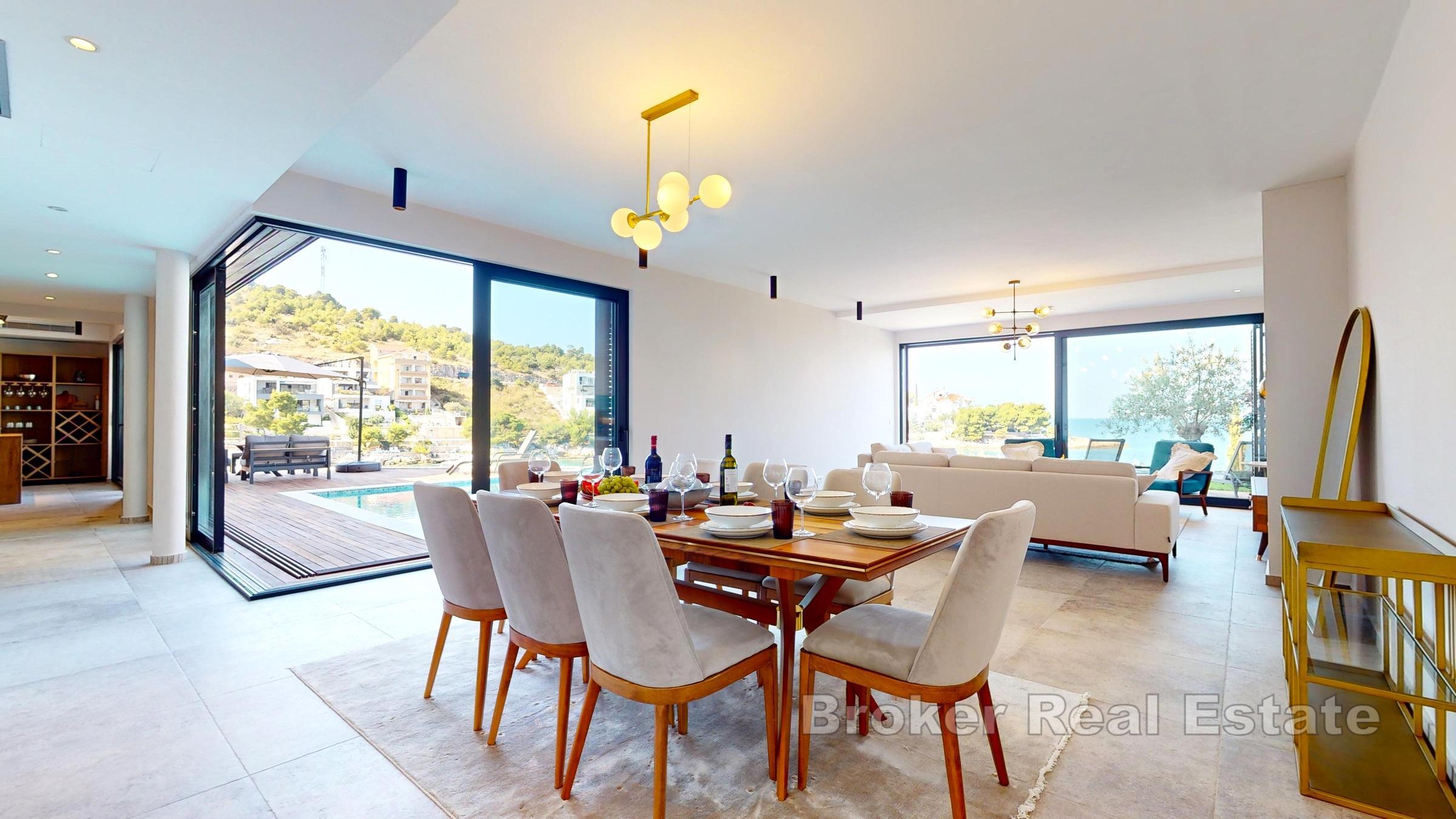 Exklusive Villa in erster Reihe zum Meer