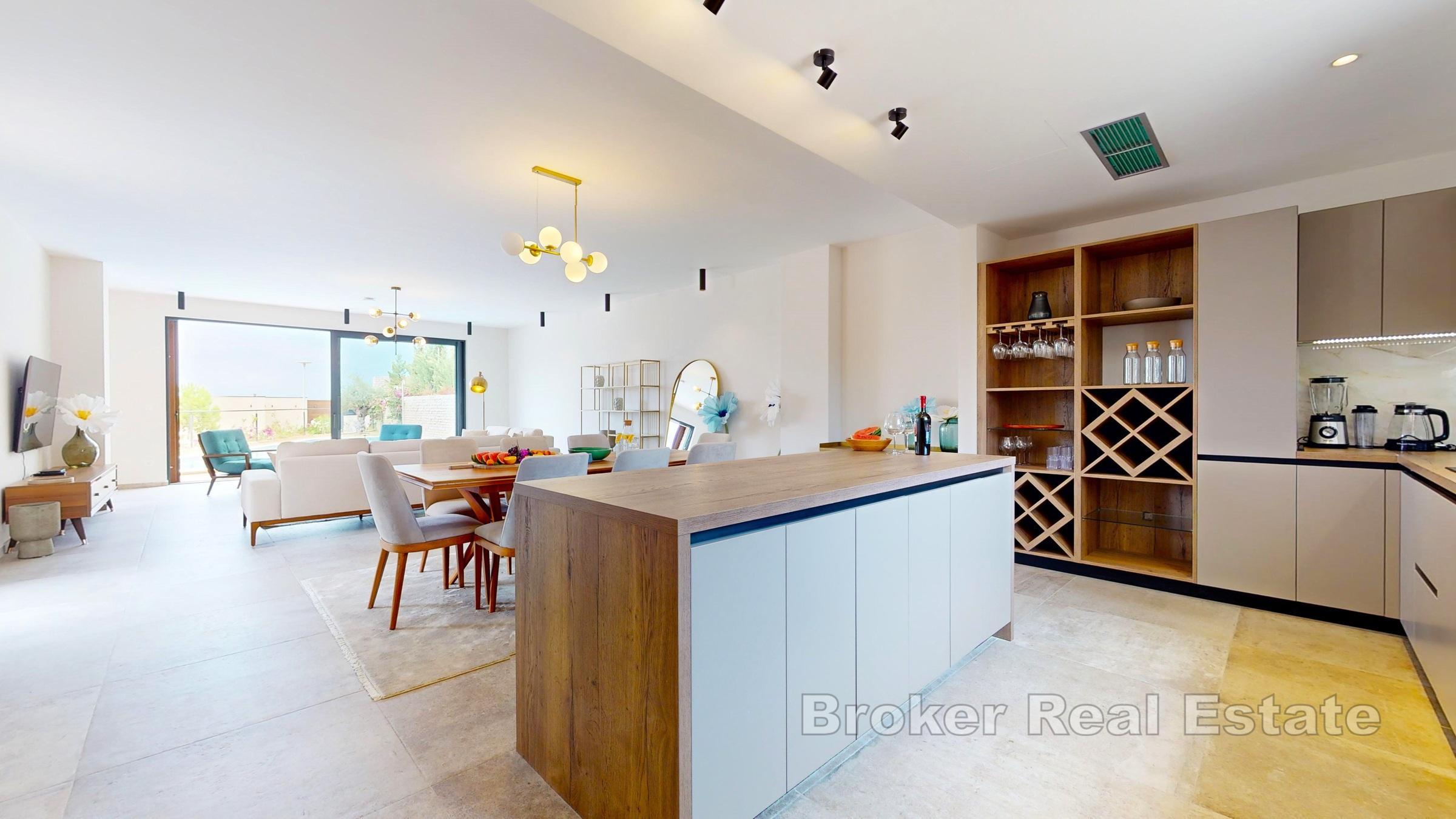 Belle villa en deuxième rangée de la mer