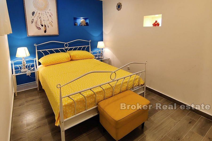 Odnowiony dom w pierwszym rzędzie do morza