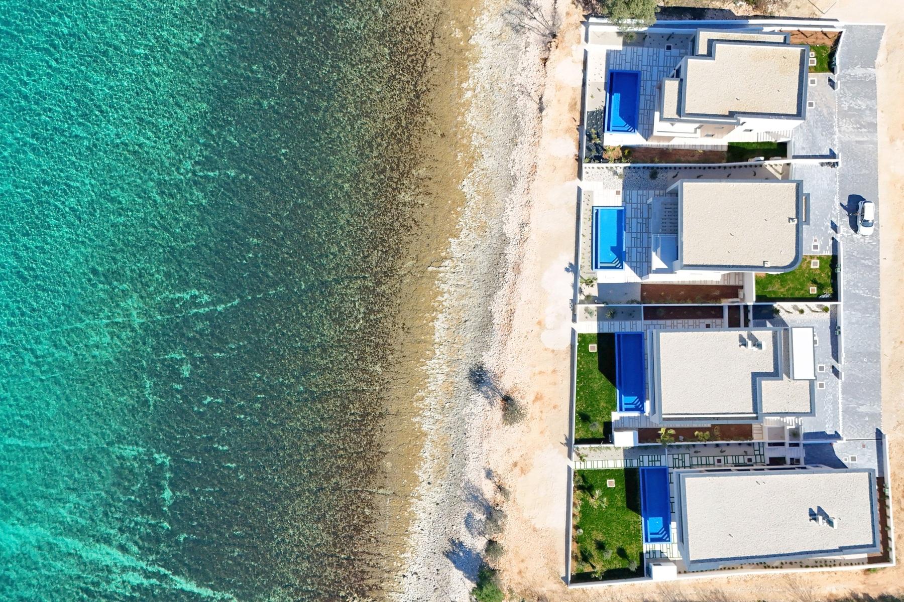 001-2022-371-zadar-villa-first-row-to-the-sea-for-sale