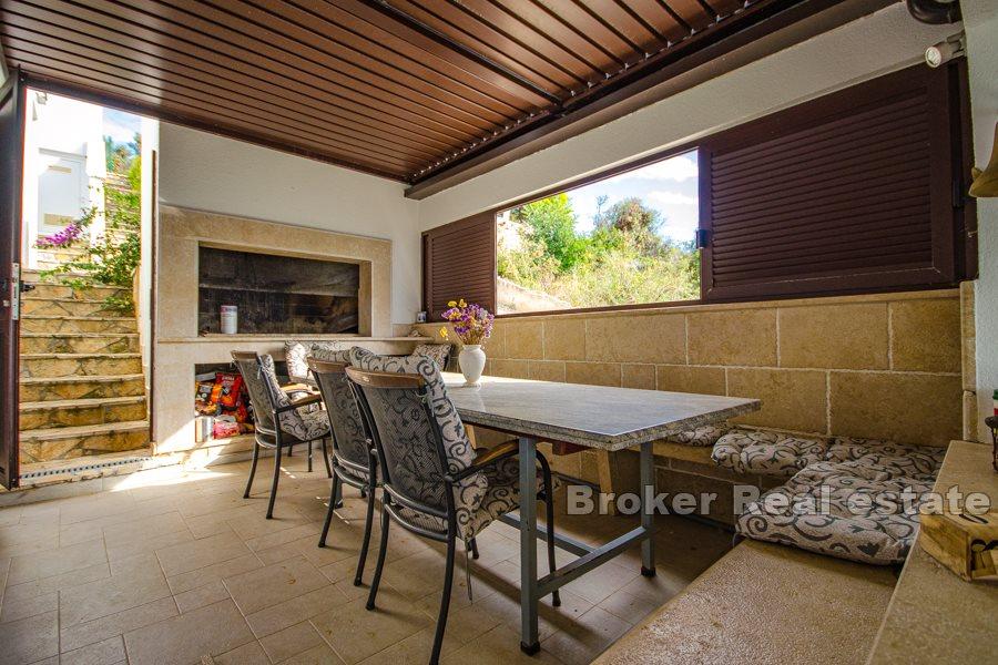 Maison au premier rang en bord de mer