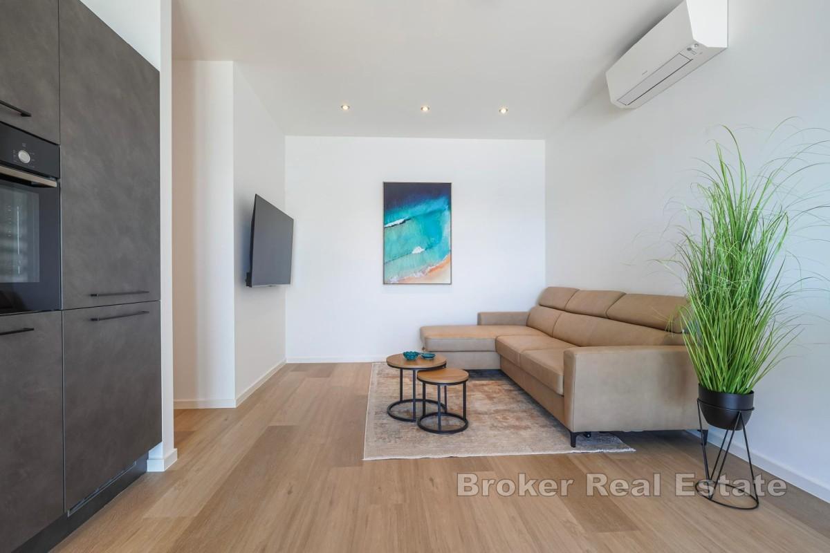 Dvosoban stan u prvom redu do mora