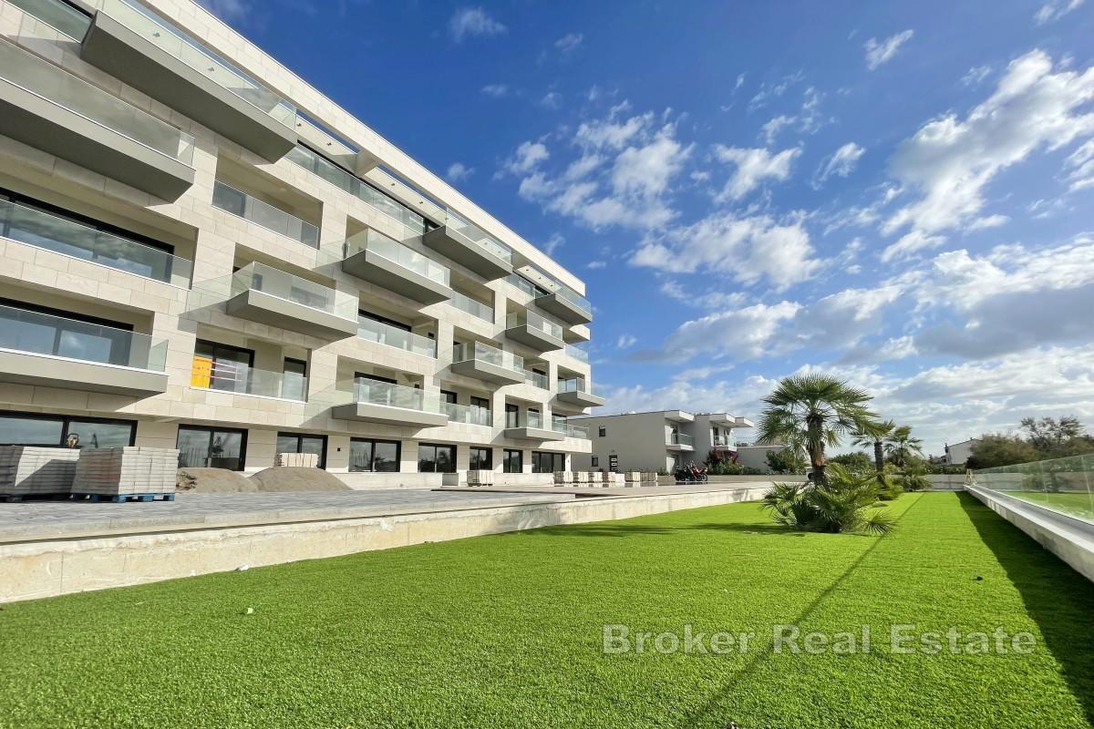 Apartament z dwiema sypialniami w pierwszej linii od morza