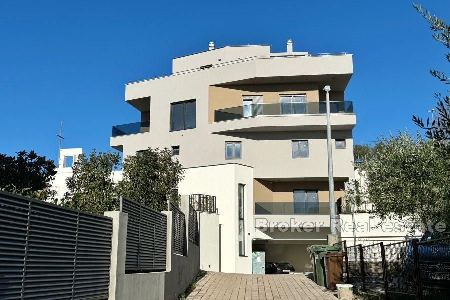 Visoka - Two-story apartment in a newly built building