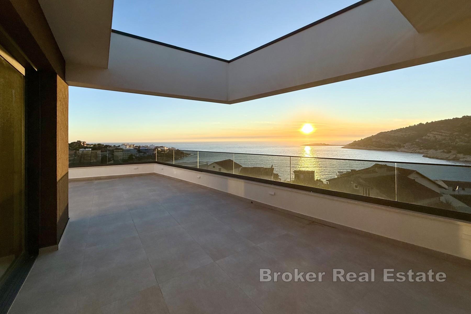 Villa moderne avec vue mer