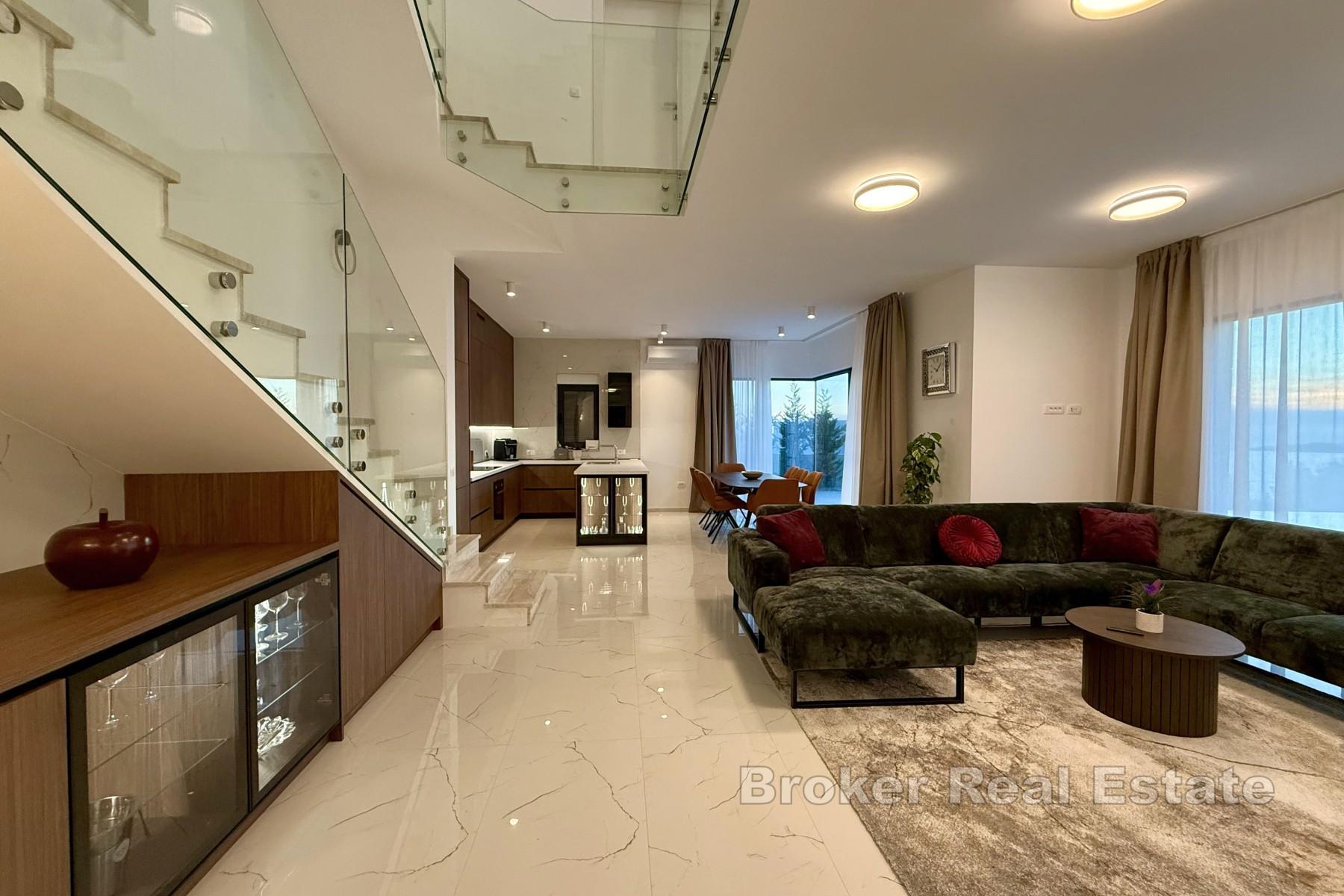 Villa moderne avec vue mer