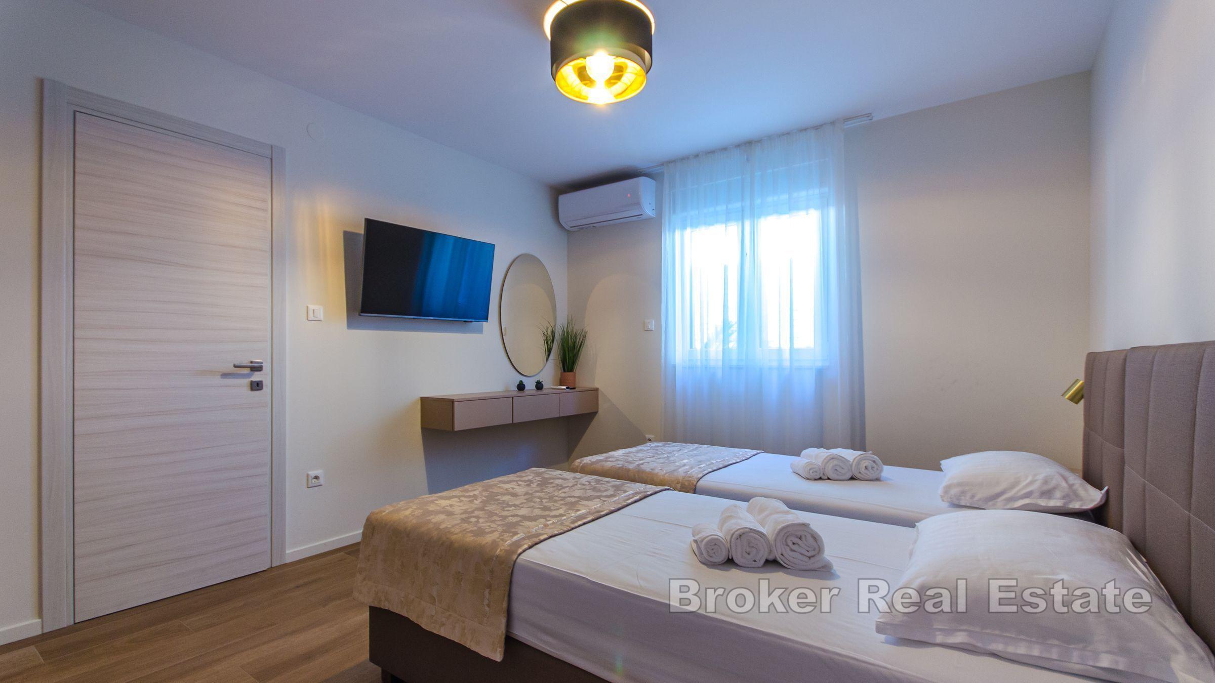 Novoizgrađena vila sa bazenom