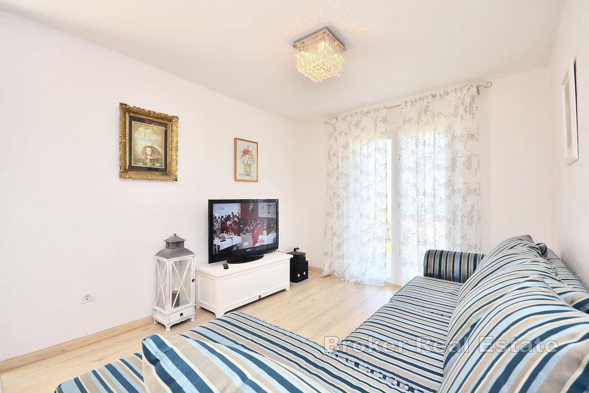 Fristående hus i två plan