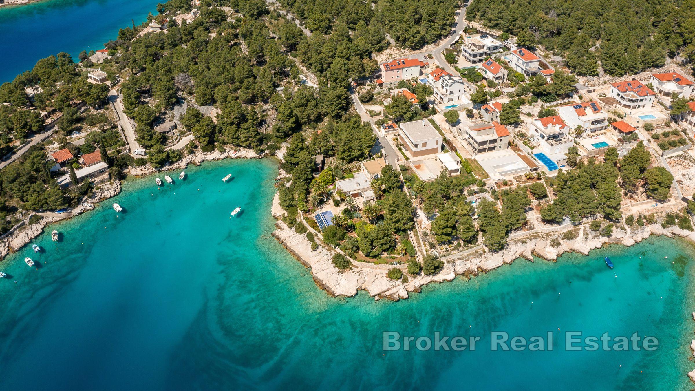 Villa de luxe avec piscine et vue mer
