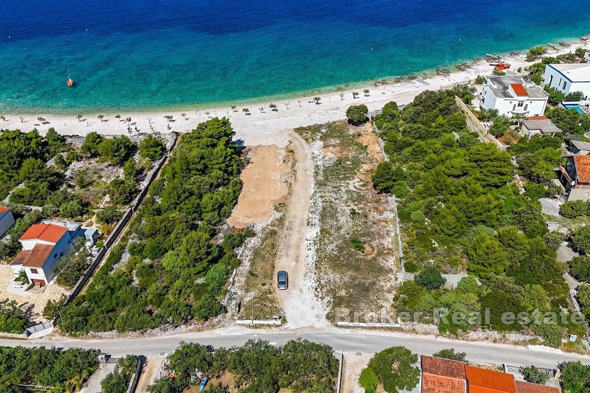 Terrain exclusif, première rangée de la mer